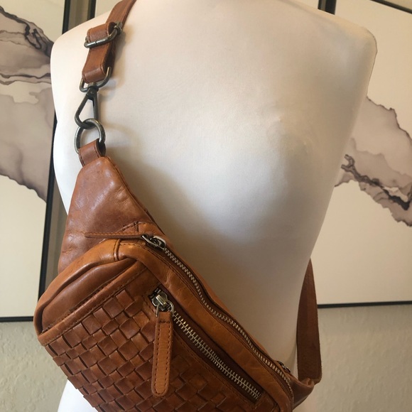 Anthropologie Vilenca Holland Cognac Leather Belt Bag Woven Crossbody Boho - Picture 2 of 12